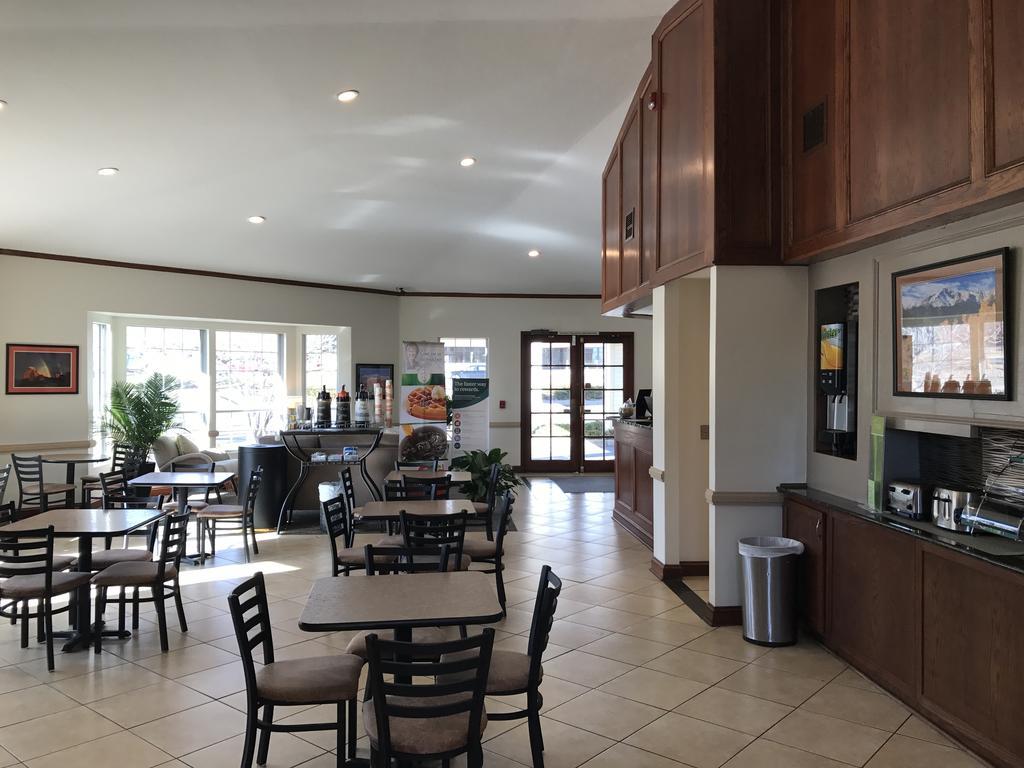 Quality Inn & Suites Garden Of The Gods Colorado Springs Exterior foto